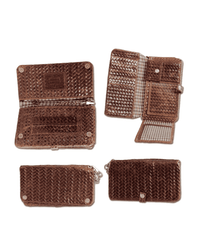 Kavatza Woven Havana Tabaktasche aus Leder – Vorderansicht in Braun