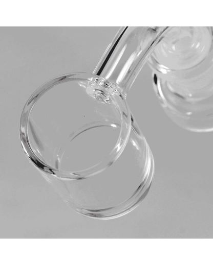 Vollansicht des BLAZE Dab Rig Recyclers aus rotem Borosilikatglas mit BLAZE GLASS Logo