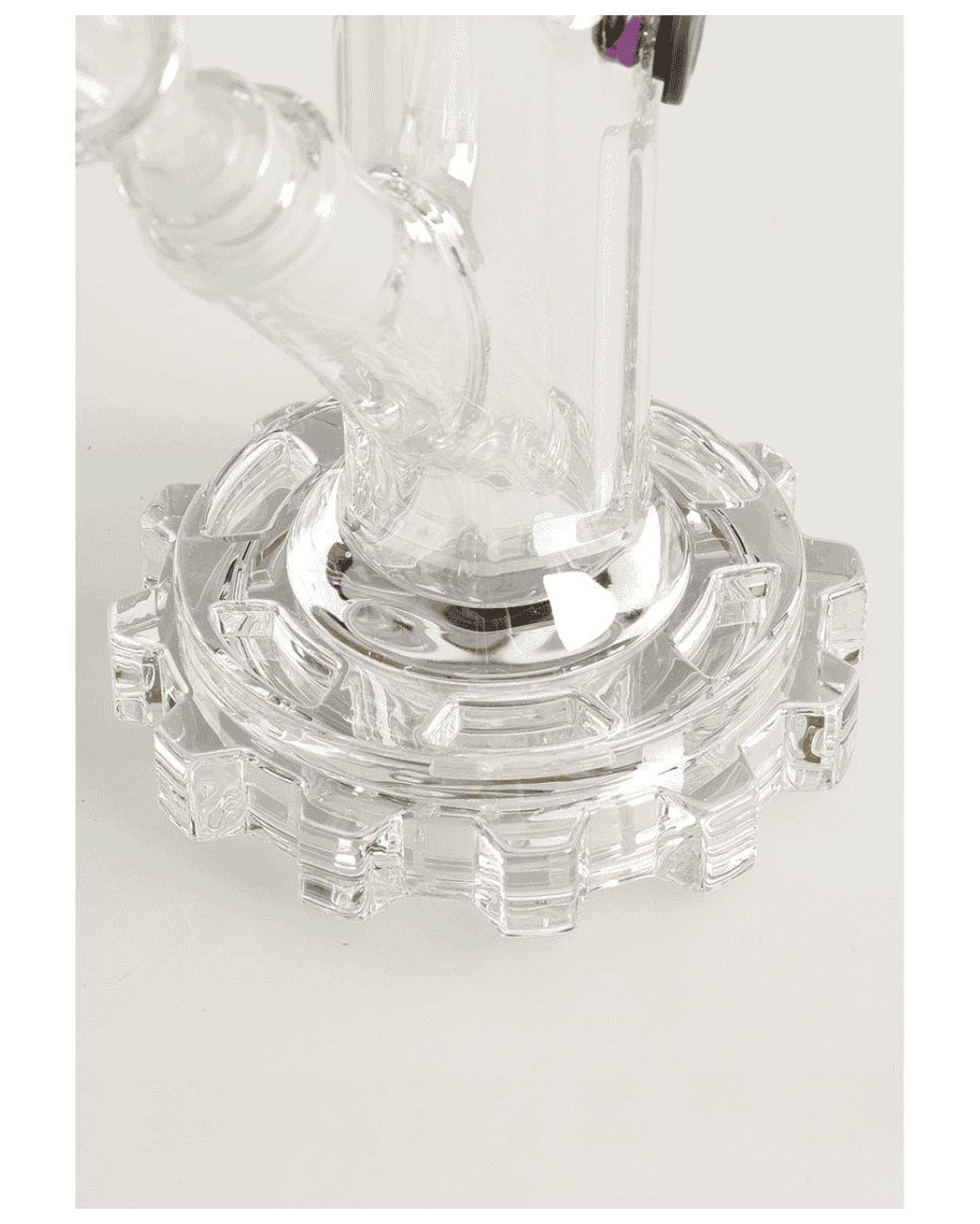 Zylinderbong mit sechskantigem Glasrohr und stabilem Zahnradfuß von BLAZE Glass