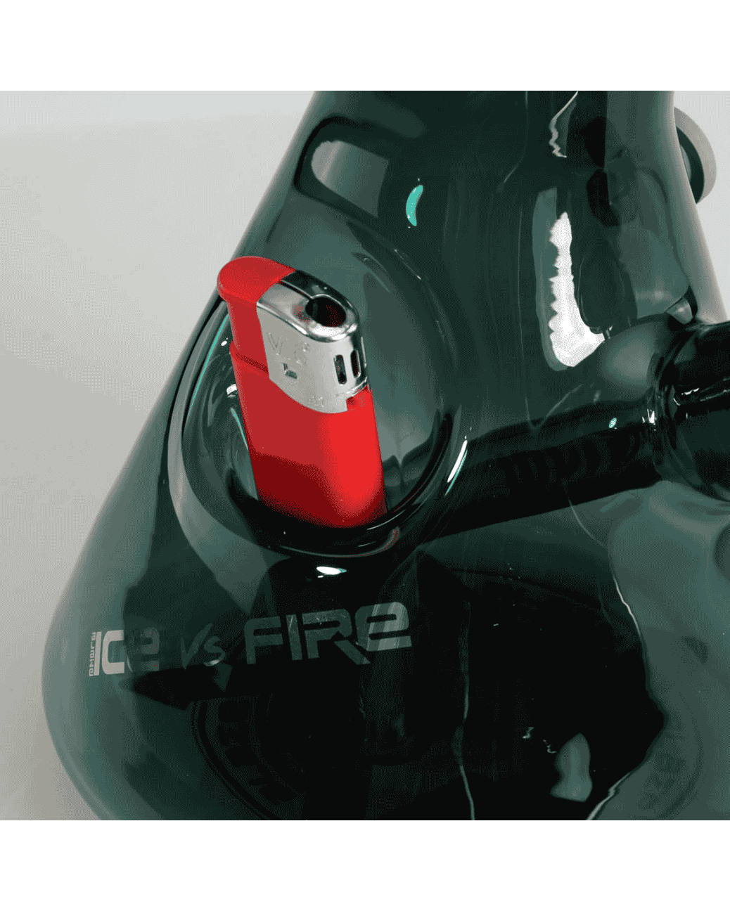 Gesamtansicht der BLAZE Icebong Ice vs. Fire aus klarem Borosilikatglas mit Blaze Logo