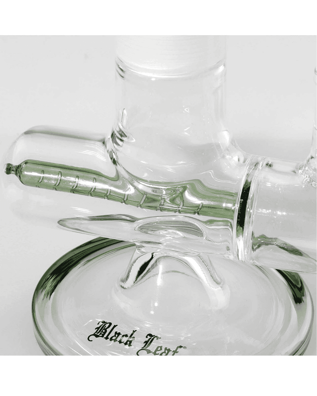 Detailansicht des Inline Slit Diffusers der BL Liquid Bong, sorgt für optimale Filtration