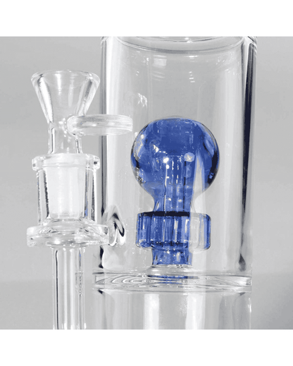 Nahaufnahme des Doppel-Duschkopfperkolators der Black Leaf Blue Hour Ice Bong