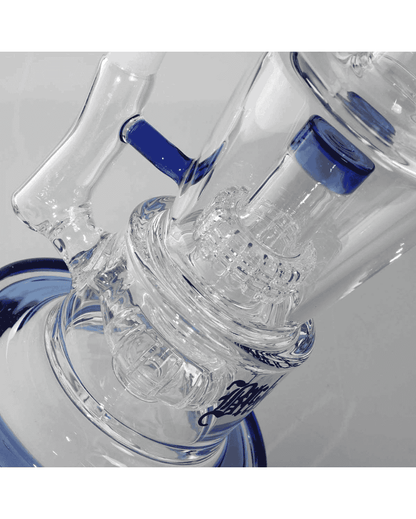 Seitenansicht des Black Leaf Bubbler mit Duschkopf- und Trommelperkolator aus blauem Borosilikatglas