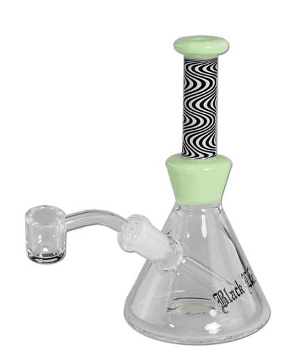 Seitenansicht der Black Leaf Ölbong/Dab Rig in hellgrün aus Borosilikatglas, Höhe 160mm