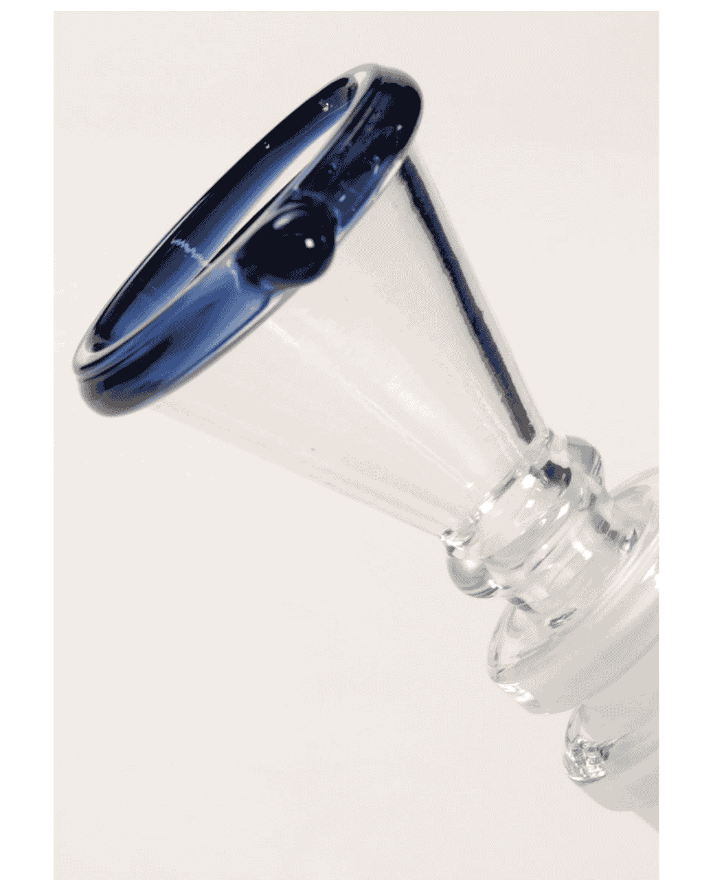 Black Leaf Glasbong mit doppeltem Schliff und 4-Arm Perkolator