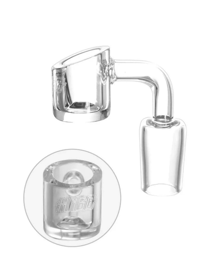 Frontalansicht des HNBG Quarz Banger 18.8 mit poliertem 18.8er Schliff und eingeätztem HNBG Logo.