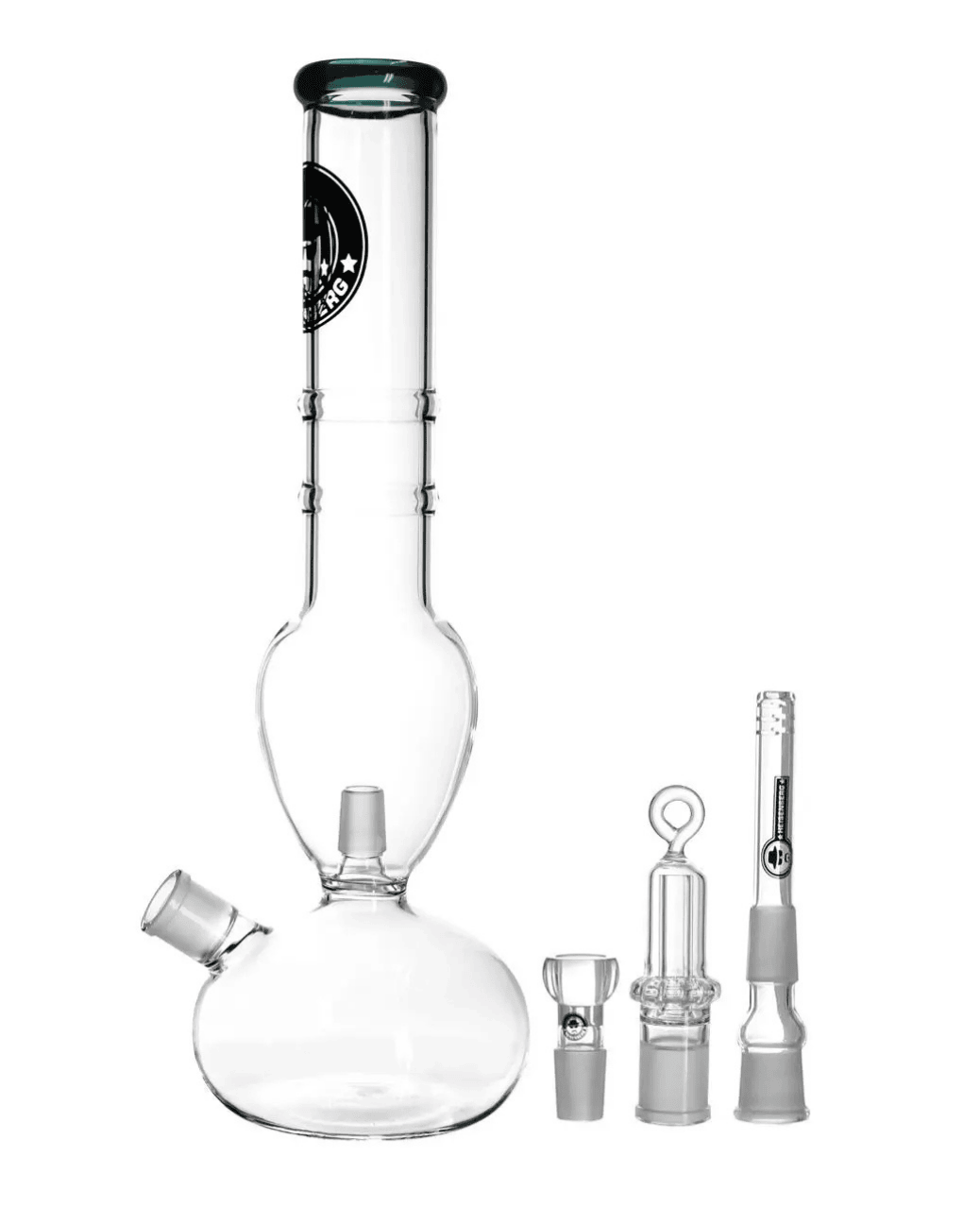 Nahaufnahme des austauschbaren Diffusor-Chillums der Mad Professor Heisenberg, das den ersten Schmutz im Wasser filtert.