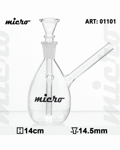 Nahaufnahme des Chillums der Micro Glass Bong, das den Rauch im Rohr verteilt und eine effektive Wasserfilterung ermöglicht.