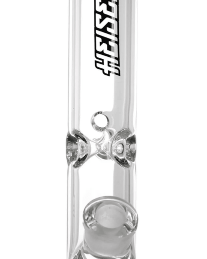 Nahaufnahme der Eiskerben der Payday Black 5mm XL Bong, ideal für kühlen Rauchgenuss.