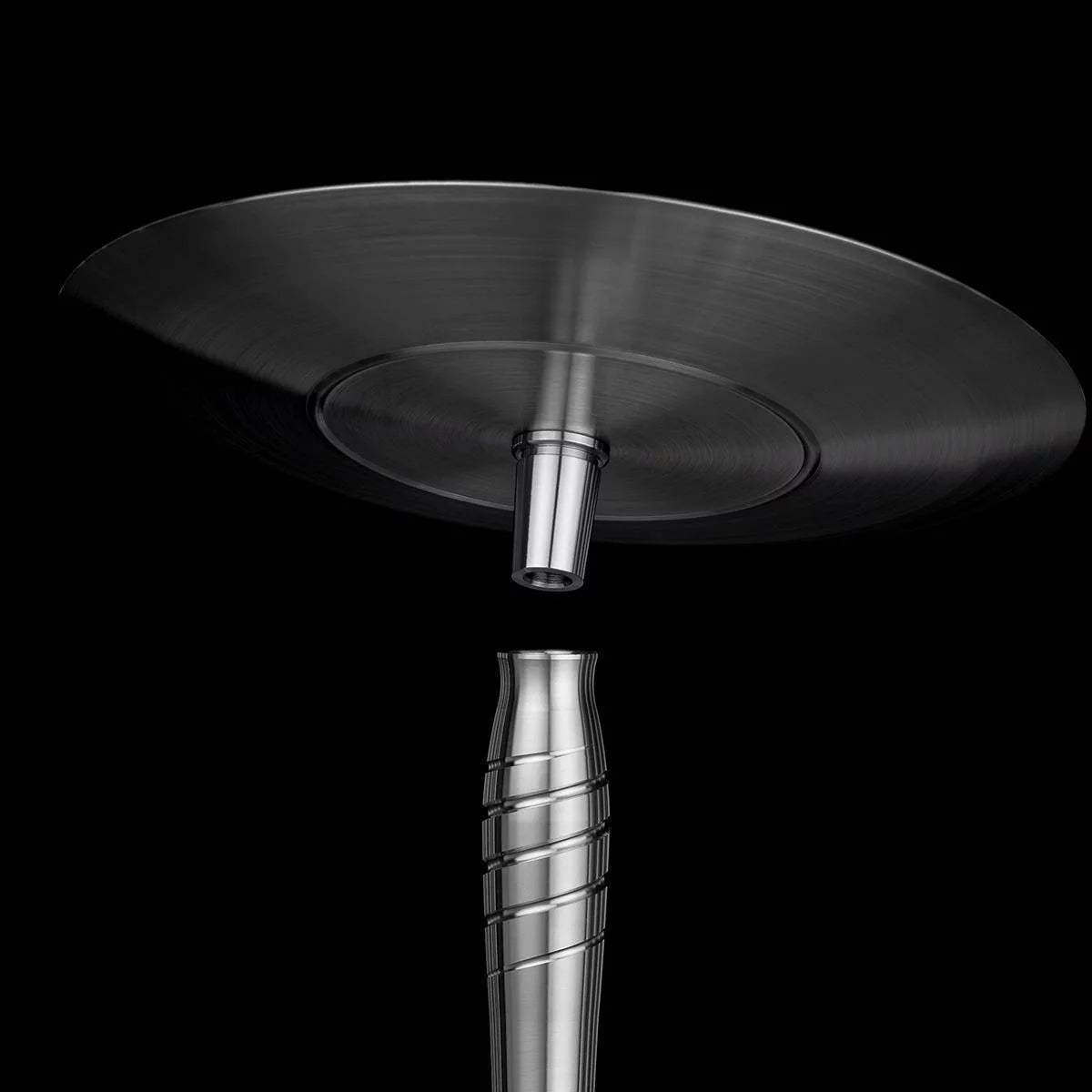 Elegante Aladin Shisha MVP 670 – Wave mit Schlauch, passendem Mundstück und Kopf in Clear. Zum Rauchen von Shishatabak.
