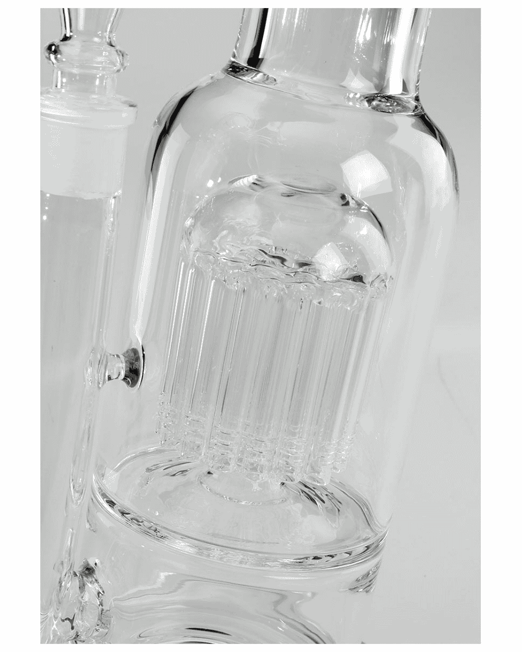 BL Bong mit 7mm Wandstärke und breitem Standfuß
