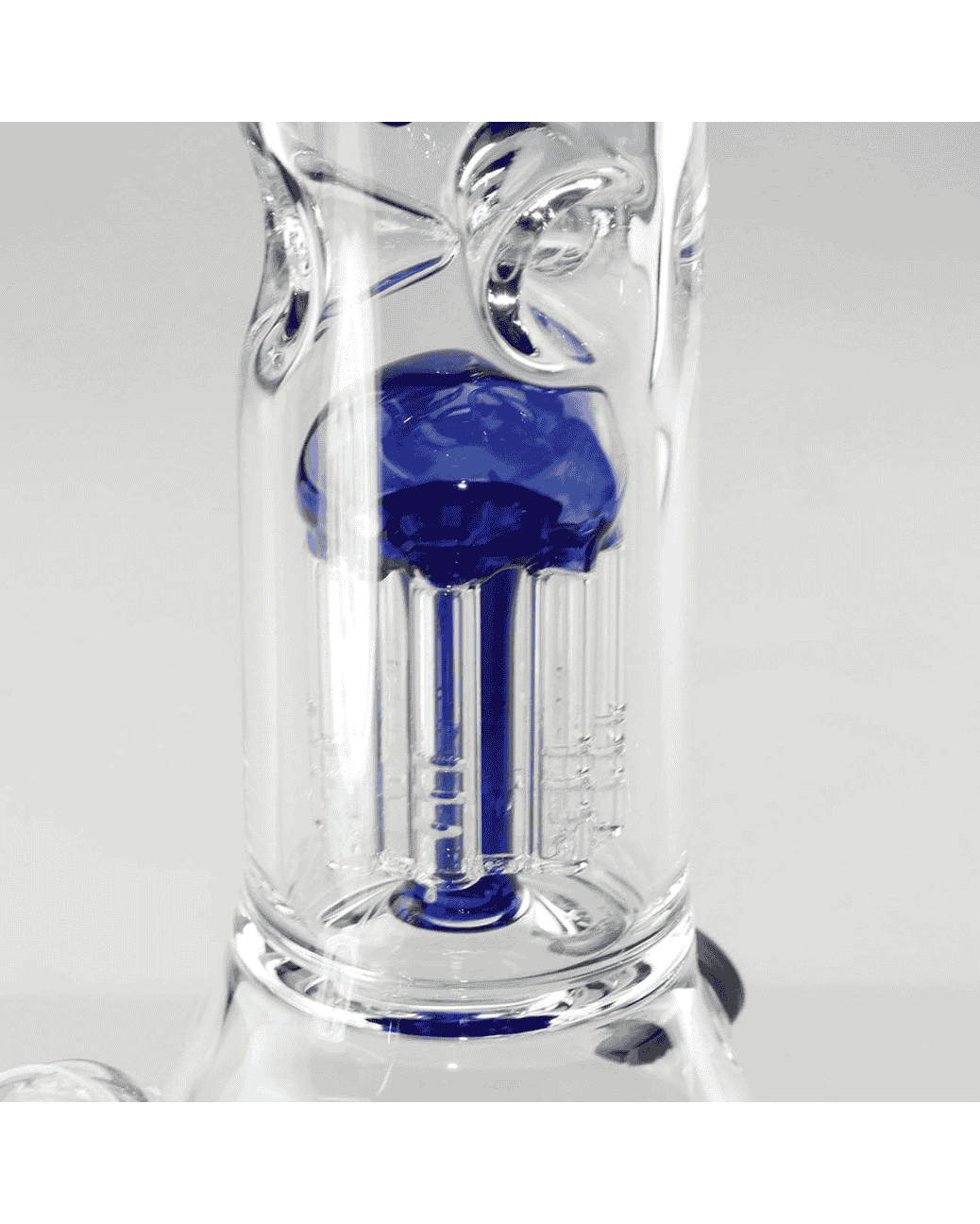 Eingesetzter Schlitzdiffusor-Chillum mit 130mm Länge