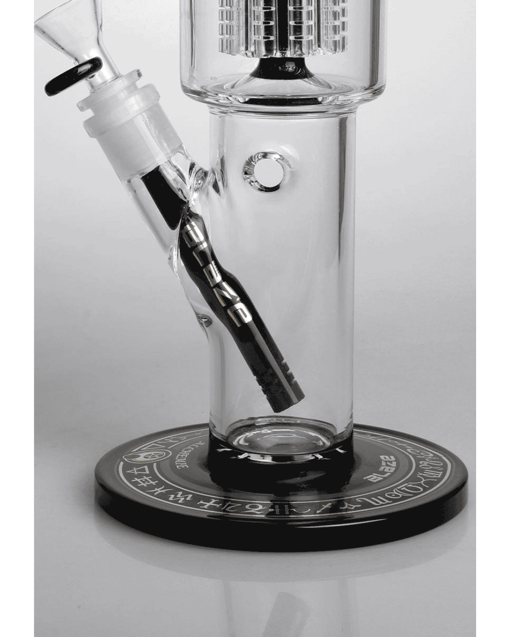 Diffusorschlitzadapter aus schwarzem Glas der BLAZE Icebong