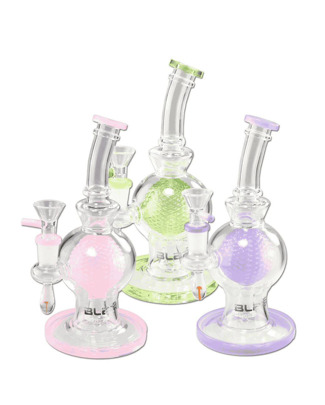 Kompakter Golfball Bubbler von BLAZE aus lila Glas mit NS 14 Schliff