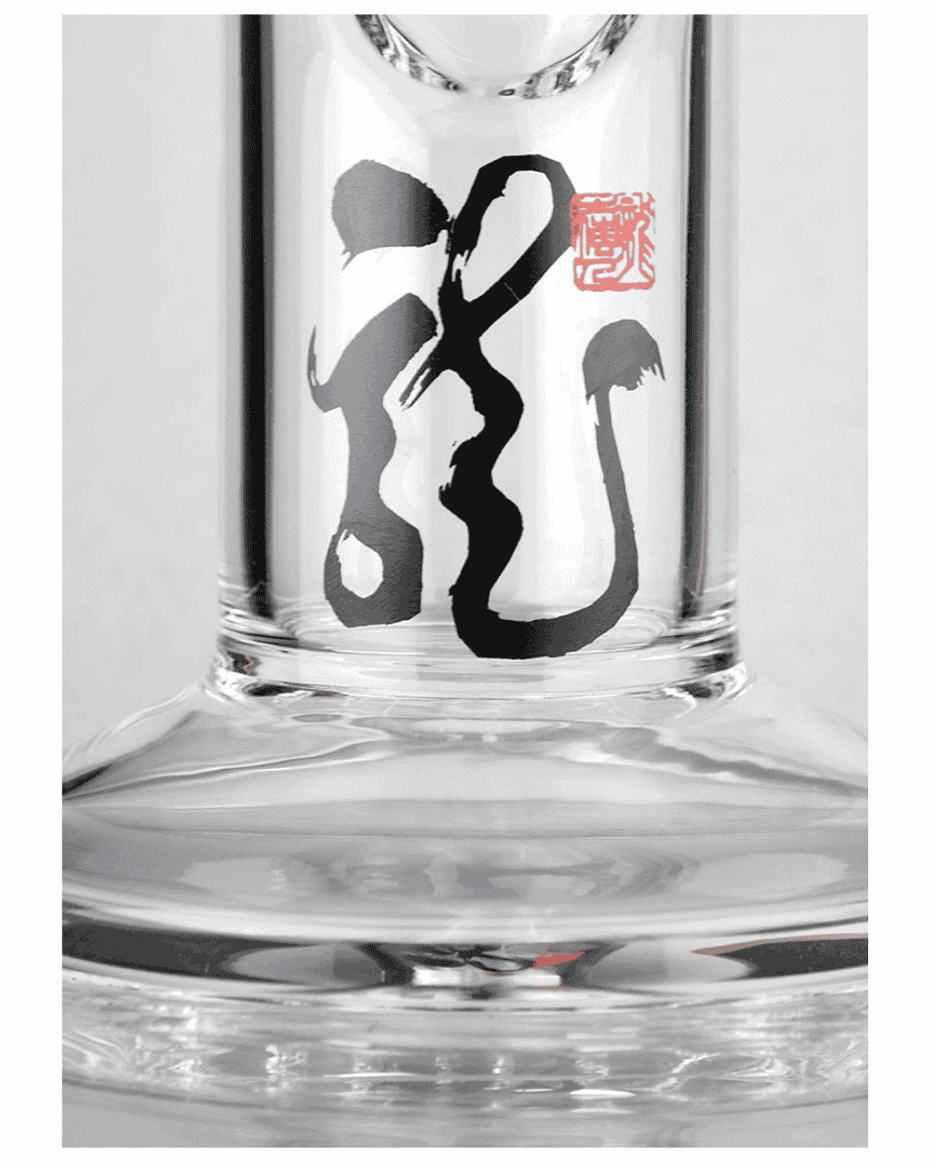 Golden Dragon Glasbong mit Vorkühler und Drachenmotiv
