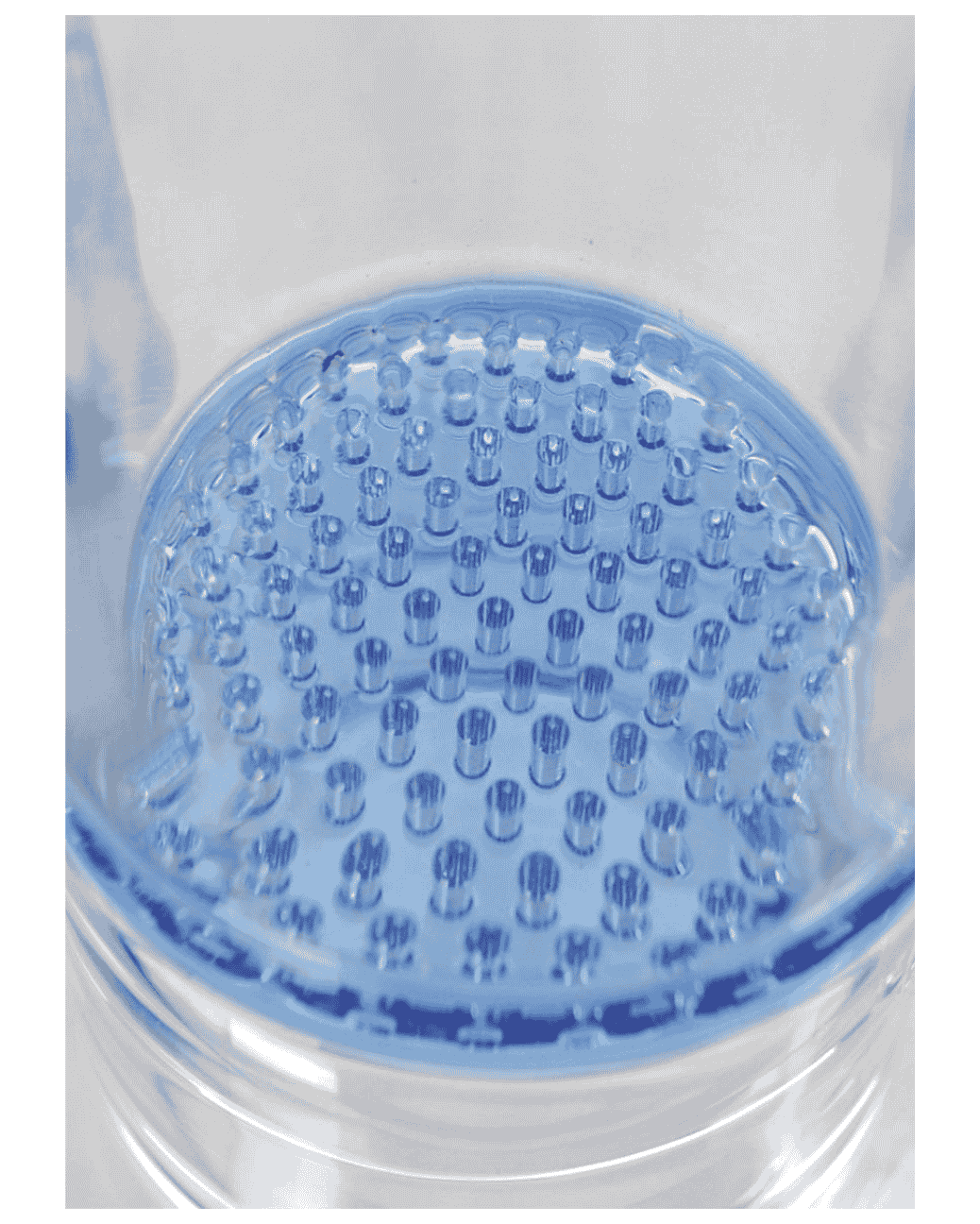 Glaskopf mit integriertem Sieb und Rollstop bei der HoneyComb-Bong