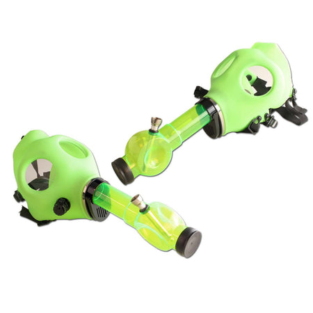 Gasmaske grün mit Bong