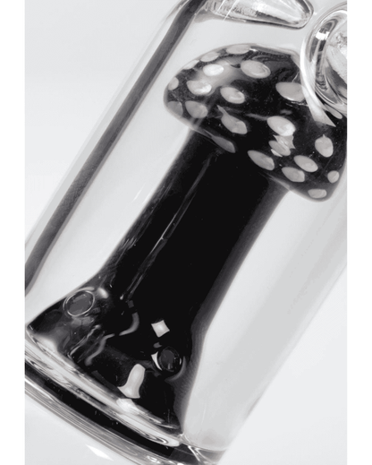 Detailansicht des Steckadapters mit Diffusorschlitzen in der Mushroom Bong