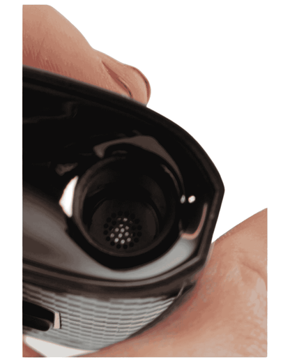 Heizkammer des XMAX Ace Vaporizers aus schwarzer Keramik